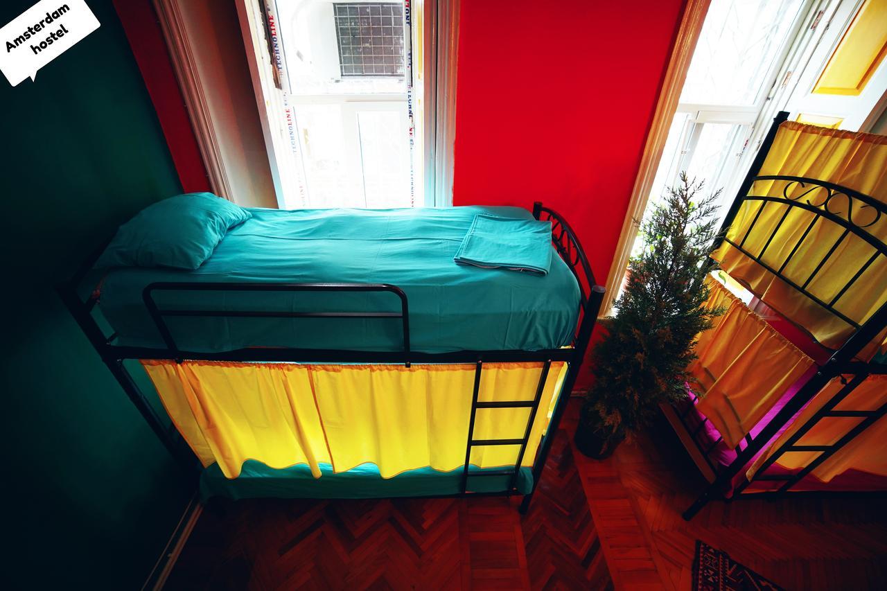 Amsterdam Hostel Baku Exteriör bild