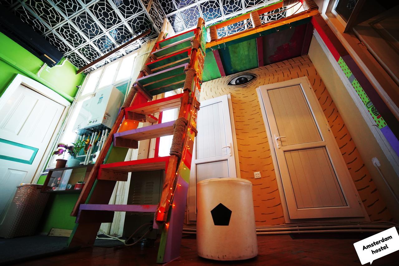 Amsterdam Hostel Baku Exteriör bild