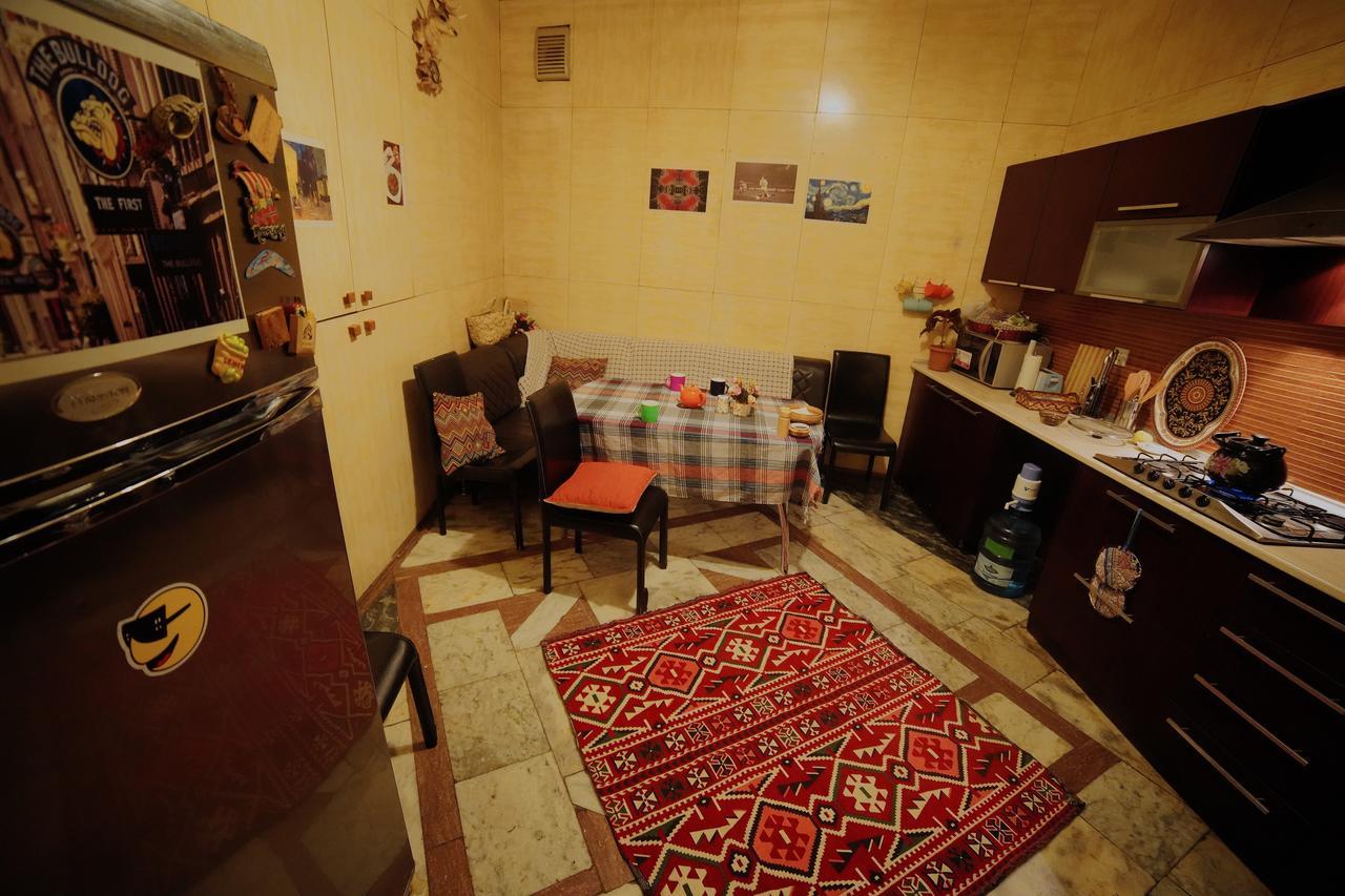 Amsterdam Hostel Baku Exteriör bild